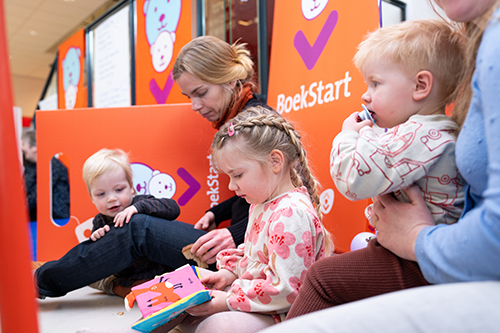 BoekStartcafé Voorleesuurtje in Dedemsvaart