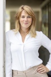 Schrijver: Esther Sloots 'Waar de suikerbieten groeien'